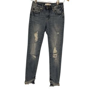 Kancan jeans size‎ 26 distressed hem